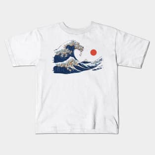 The Great Wave of Exotic Shorthair Kids T-Shirt